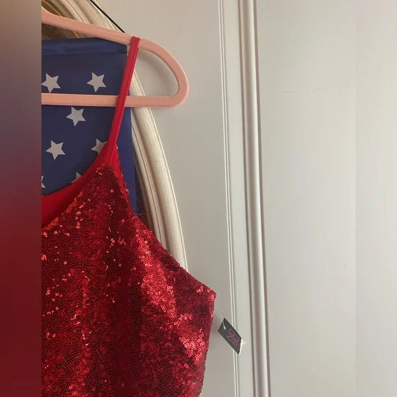 No Boundaries NWT red sequin peplum camisole - Picture 3 of 6